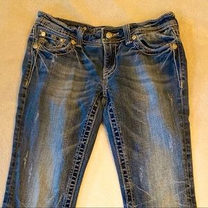 Women’s MissMe Jeans.
